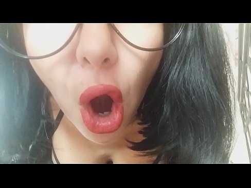 ❤️ Querida, sua madrasta não vai deixar você ir à escola hoje... Eu preciso muito de você... ️ Sexo de qualidade em nós ☑