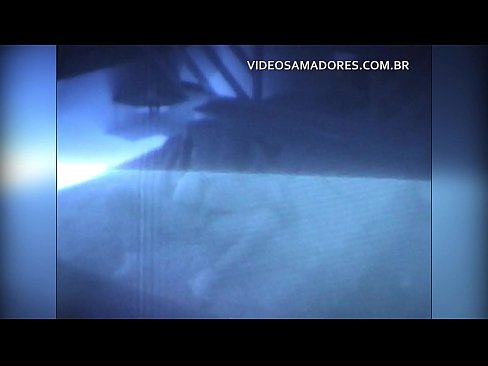 ❤️ Marido filma esposa fodendo o vizinho e descobre que ele é um cornudo ️ Sexo de qualidade em nós ☑